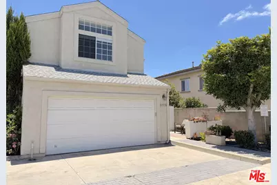 11536 Edinger Ave, Fountain Valley, CA 92708 - Photo 1