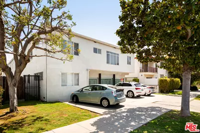 1235 10th St #9, Santa Monica, CA 90401 - Photo 1