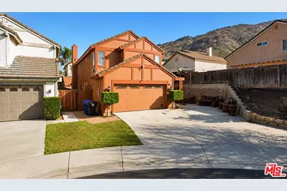 11467 Aspencliff Ct, Fontana, CA 92337 - Photo 1