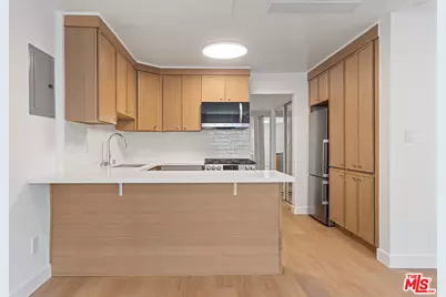 4442 Kingswell Ave #2, Los Angeles, CA 90027 - Photo 1