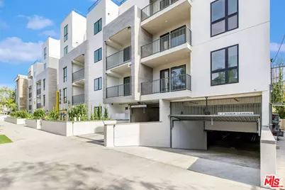 5320 Cartwright Ave #Ph508, North Hollywood, CA 91601 - Photo 1