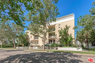 423 S Rexford Dr, Beverly Hills, CA 90212 - Photo 1