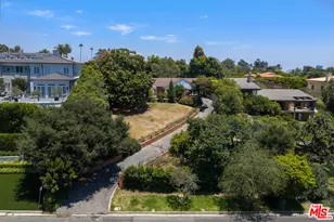 140 S Burlingame Ave, Los Angeles, CA 90049 - Photo 1