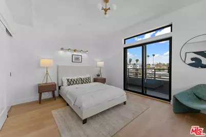 5443 Blackwelder St, Los Angeles, CA 90016 - Photo 16