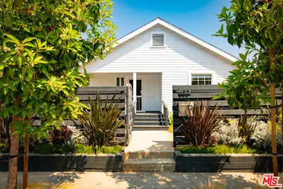 653 Vernon Ave, Venice, CA 90291 - Photo 1