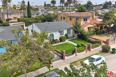 1120 S Plymouth Blvd, Los Angeles, CA 90019 - Photo 1