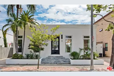 7270 Waring Ave, Los Angeles, CA 90046 - Photo 1