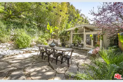 10003 Westwanda Dr, Beverly Hills, CA 90210 - Photo 1