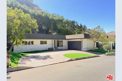 2000 San Ysidro Dr, Beverly Hills, CA 90210 - Photo 1