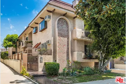 1926 Glendon Ave #2, Los Angeles, CA 90025 - Photo 1