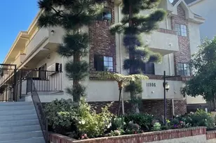 11806 Mayfield Ave, Los Angeles, CA 90049 - Photo 1