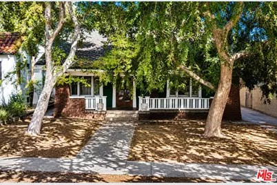 892 N Chester Ave, Pasadena, CA 91104 - Photo 1