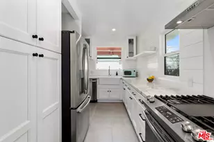 8472 Oakwood Ave, Los Angeles, CA 90048 - Photo 1