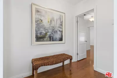 8344 Kenyon Ave, Los Angeles, CA 90045 - Photo 1