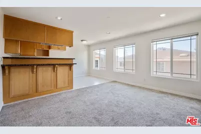 1565 W 218th St, Torrance, CA 90501 - Photo 1