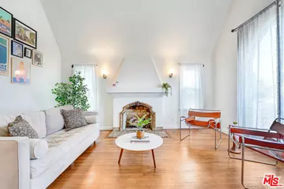 4214 W 29th St, Los Angeles, CA 90016 - Photo 1