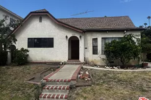 237 S Oakhurst Dr, Beverly Hills, CA 90212 - Photo 1