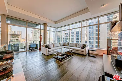 1155 S Grand Ave #1317, Los Angeles, CA 90015 - Photo 1
