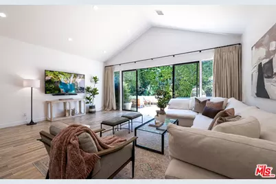 5919 Encino Ave, Encino, CA 91316 - Photo 1