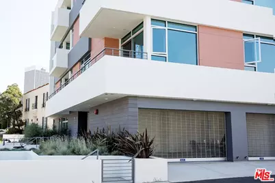 938 S Orange Grove Ave #302, Los Angeles, CA 90036 - Photo 1