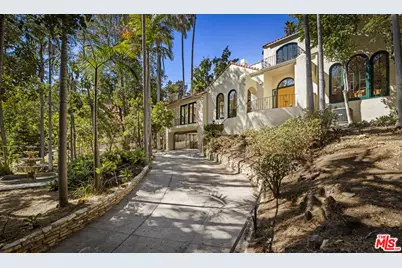 2586 Aberdeen Ave, Los Angeles, CA 90027 - Photo 1
