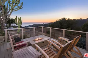 843 Enchanted Way, Pacific Palisades, CA 90272 - Photo 1