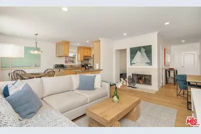 2101 Ocean Ave #17, Santa Monica, CA 90405 - Photo 1
