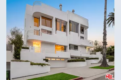 611 Pacific St, Santa Monica, CA 90405 - Photo 1