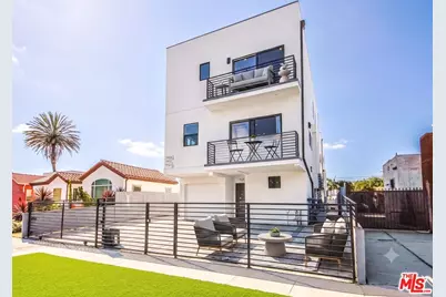 1921 Carmona Ave, Los Angeles, CA 90016 - Photo 1