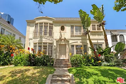 9945 Robbins Dr #102, Beverly Hills, CA 90212 - Photo 1