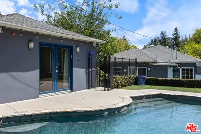 14041 Roblar Rd, Sherman Oaks, CA 91423 - Photo 1