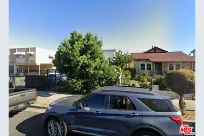 4813 W 17th St, Los Angeles, CA 90019 - Photo 1