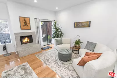 802 Washington Ave, Santa Monica, CA 90403 - Photo 1
