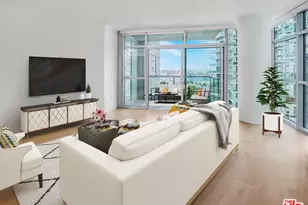13650 Marina Pointe Dr, Marina del Rey, CA 90292 - Photo 1