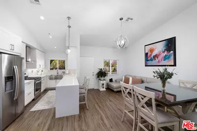 11377 Osborne Pl #6, Sylmar, CA 91342 - Photo 1