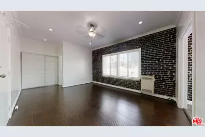 738 New Hampshire Ave #409, Los Angeles, CA 90005 - Photo 1