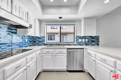 1492 Palisades Dr, Pacific Palisades, CA 90272 - Photo 1