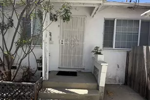 1840 10th St, Santa Monica, CA 90404 - Photo 1