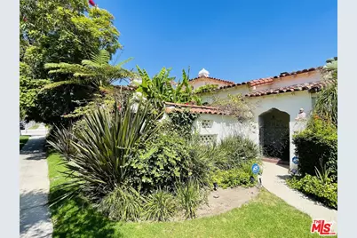 201 N Doheny Dr, Beverly Hills, CA 90211 - Photo 1