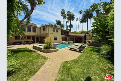 524 N Bedford Dr, Beverly Hills, CA 90210 - Photo 1