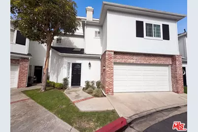 18743 Chapel Ln, Huntington Beach, CA 92646 - Photo 1
