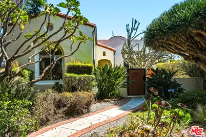 2613 Cloverfield Blvd, Santa Monica, CA 90405 - Photo 1