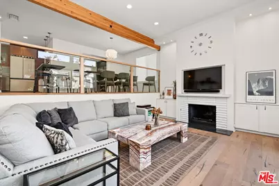 954 20th St #B, Santa Monica, CA 90403 - Photo 1