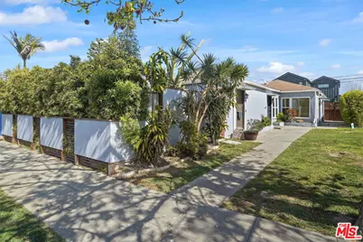216 6th Ave, Venice, CA 90291 - Photo 1