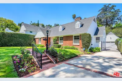 4049 Benedict Canyon Dr, Sherman Oaks, CA 91423 - Photo 1