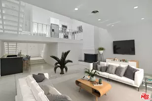 764 N Doheny Dr, West Hollywood, CA 90069 - Photo 1
