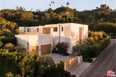 1307 N Doheny Dr, Los Angeles, CA 90069 - Photo 1