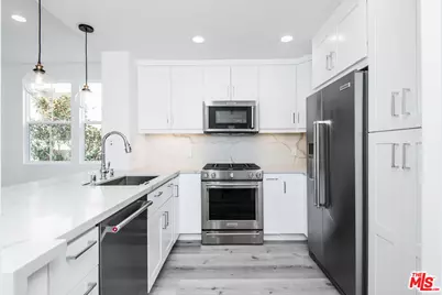 13075 Pacific Prome #317, Playa Vista, CA 90094 - Photo 1