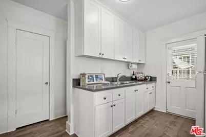 1916 3rd St #1916, Santa Monica, CA 90405 - Photo 1