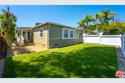 2904 Oakhurst Ave, Los Angeles, CA 90034 - Photo 1